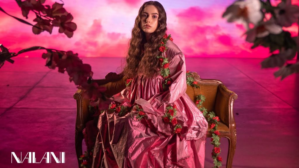 Asculta online, Nalani - Toxic, single nou