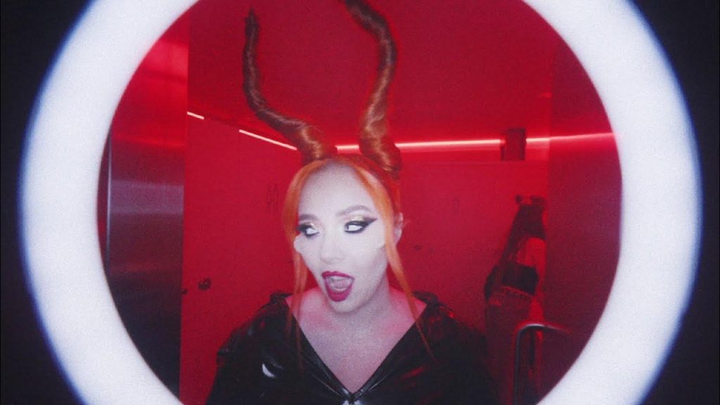 Olivia Addams - Creature, Radio Click Romania, Olivia Addams, Creature, asculta Radio Click Romania, despre Olivia Addams,