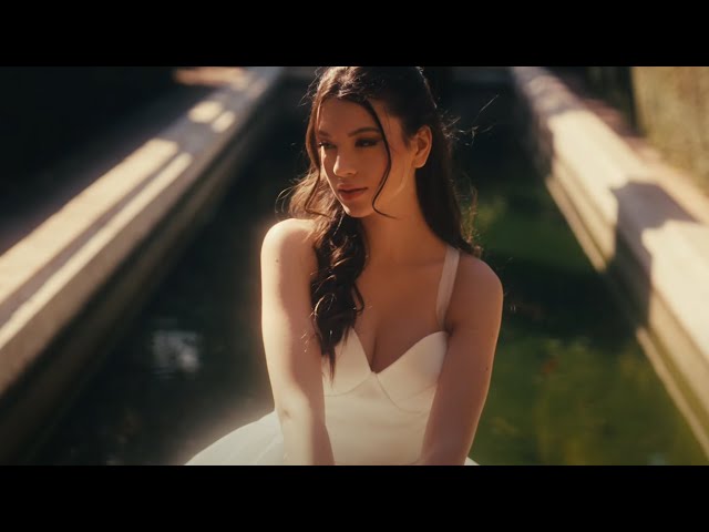 Cleopatra Stratan - Stiu ca ti-e dor, Cleopatra Stratan, Știu că ți-e dor, melodie nouă, muzică românească, baladă, emoții, dor, pierdere, revedere, videoclip, natură, succes, carieră artistică